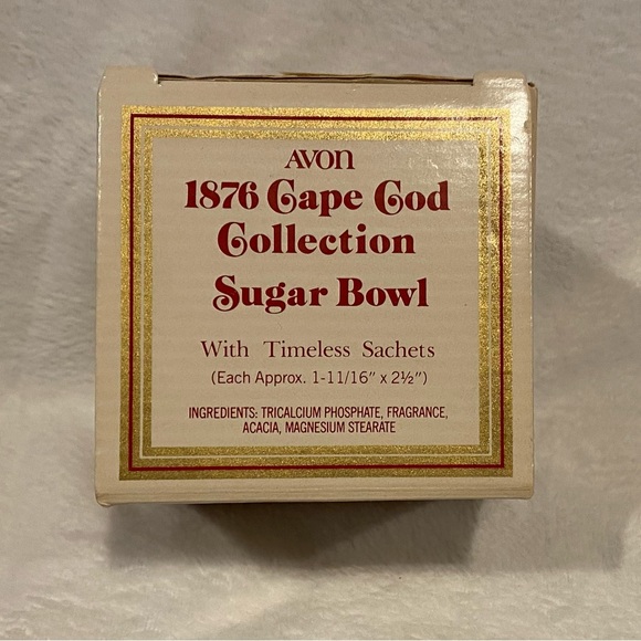 Avon Cape Cod Sugar Bowl with Scent Sachets and Original Box - Picture 2 of 13